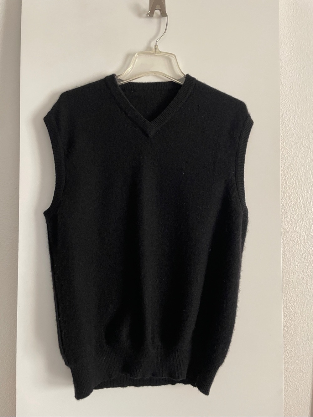Pure Cashmere V Neck Sweater Vest Classic Black